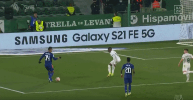 18岁超新星成广东内线希望！苦寻多年，他才是易建联接班人？